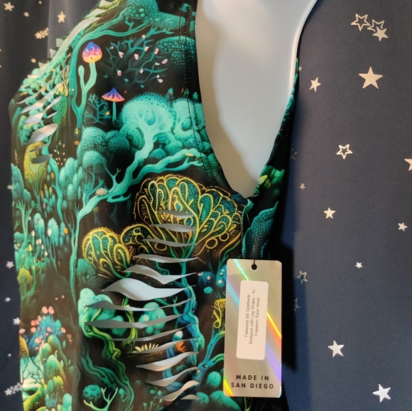 NWT Faewood Slit Sideboob Bodysuit with Leg Straps - Picture 4 of 5